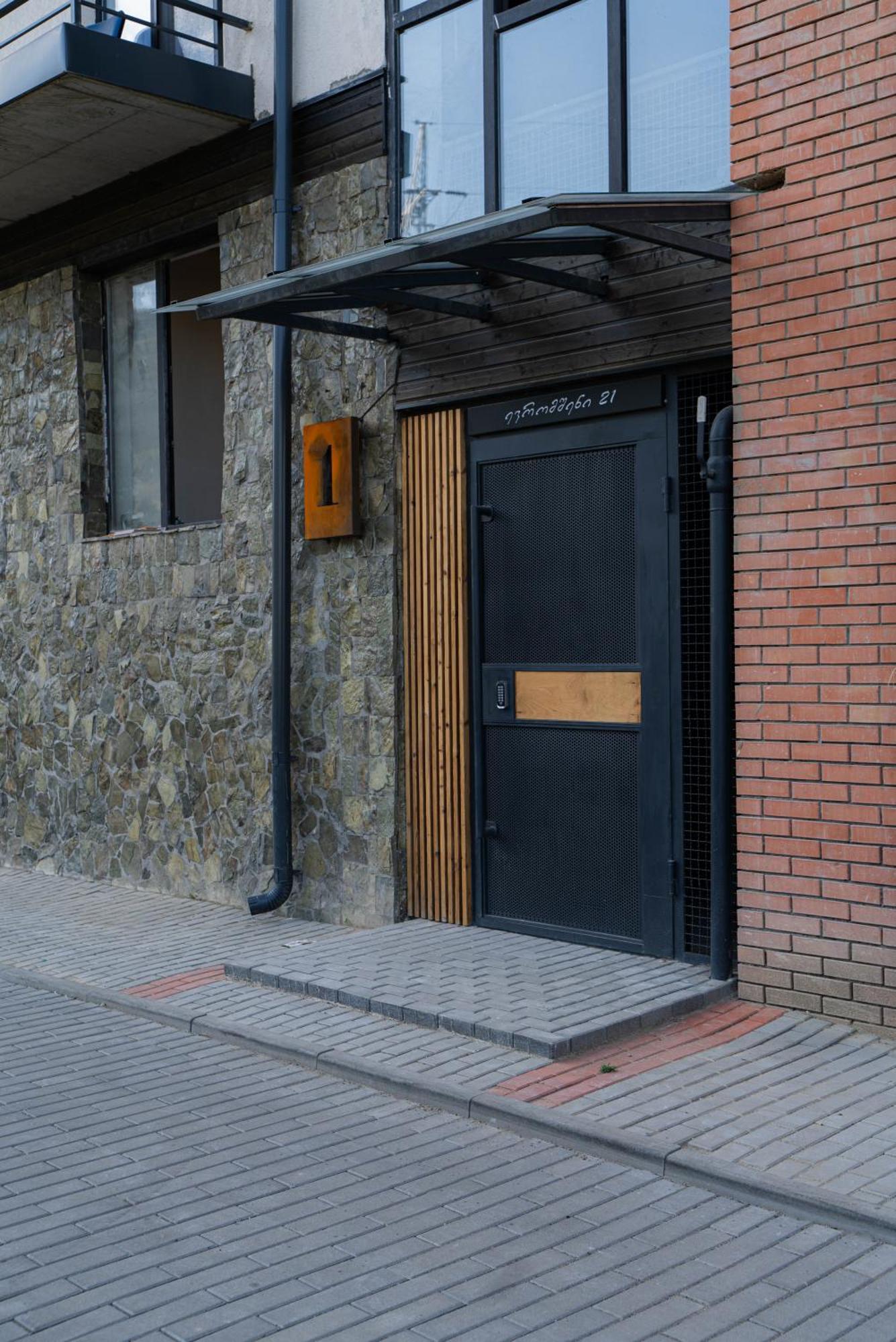 Easy Rest Apartment Tbilisi ภายนอก รูปภาพ